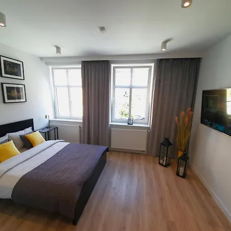 Przy Starowce - Zoni - 2 Osobne Sypialnie, 2 Separate Bedrooms In Old Town - Main Square, Amazing View, Location! Apartman