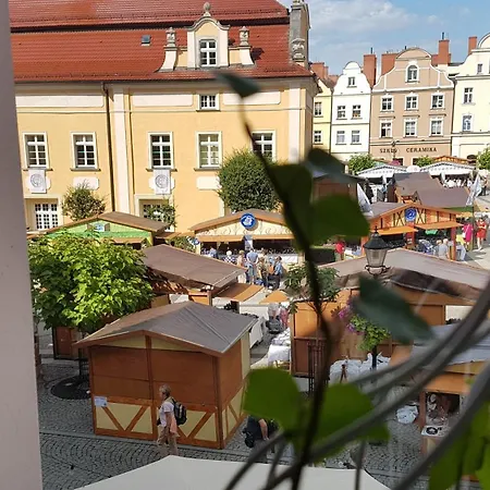 Διαμέρισμα Przy Starowce - Zoni - 2 Osobne Sypialnie, 2 Separate Bedrooms In Old Town - Main Square, Amazing View, Location!