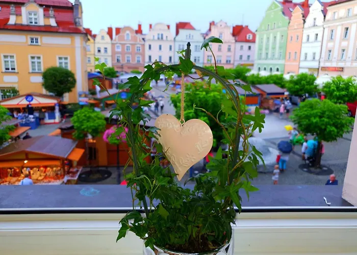 Przy Starowce - Zoni - 2 Osobne Sypialnie, 2 Separate Bedrooms In Old Town - Main Square, Amazing View, Location! アパート ブンツラウ